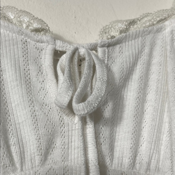 Mine White Lace Strap Tank Top - Picture 6 of 7